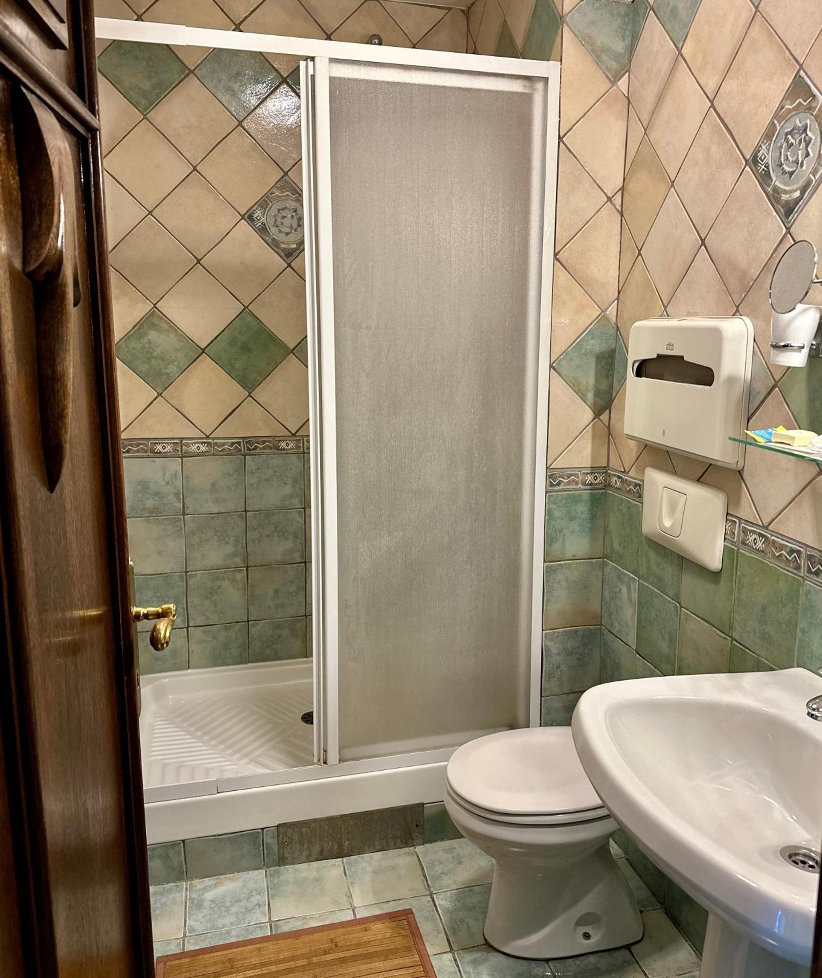 Central 25 Podgorica Eksteriør bilde