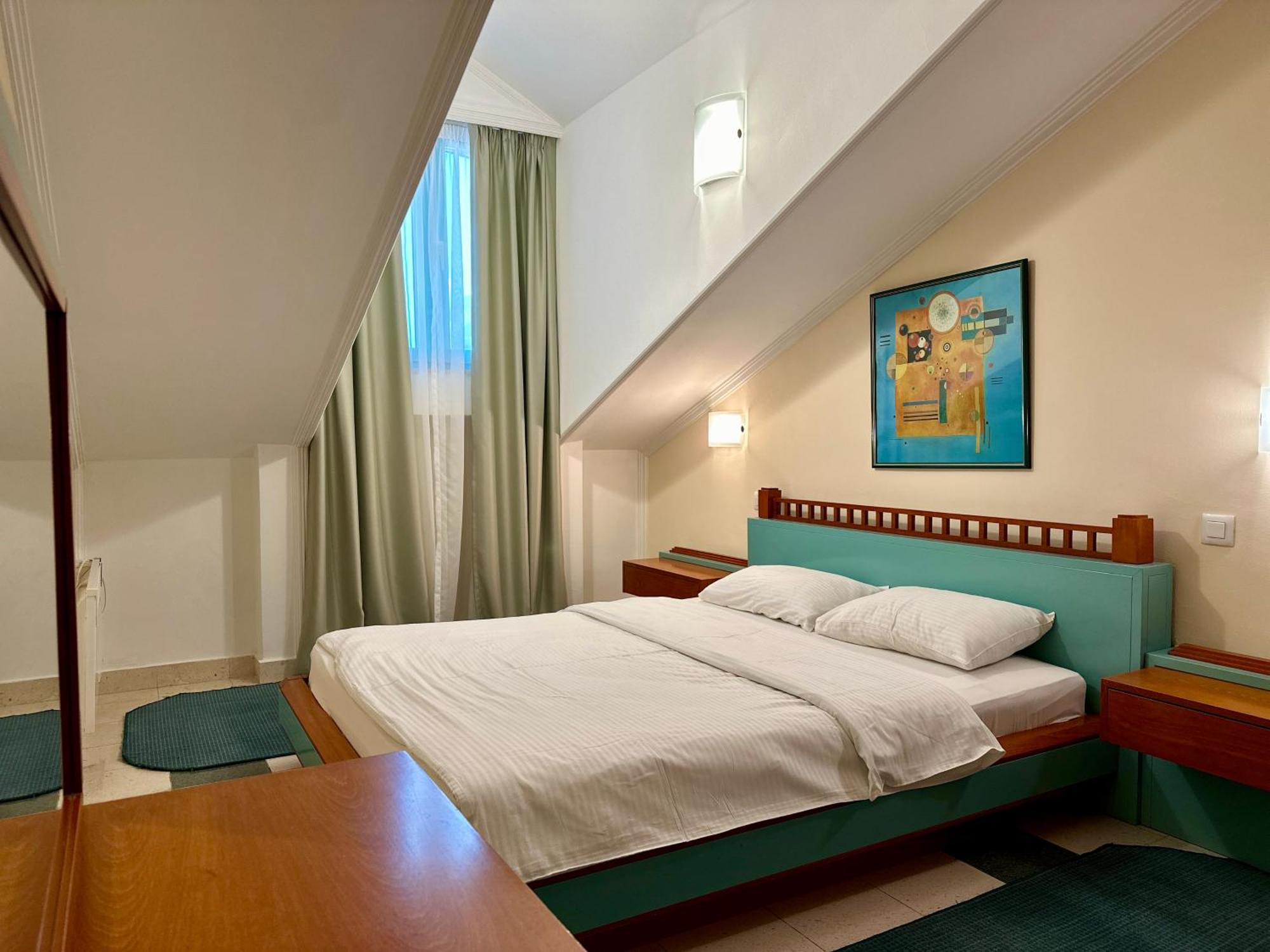 Central 25 Podgorica Eksteriør bilde
